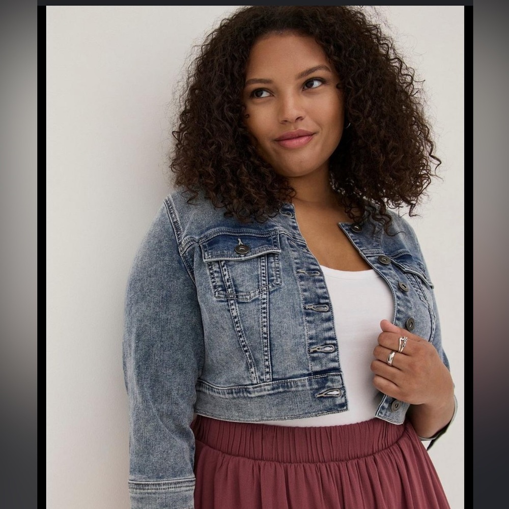 Torrid Cropped Denim Jacket, size 1